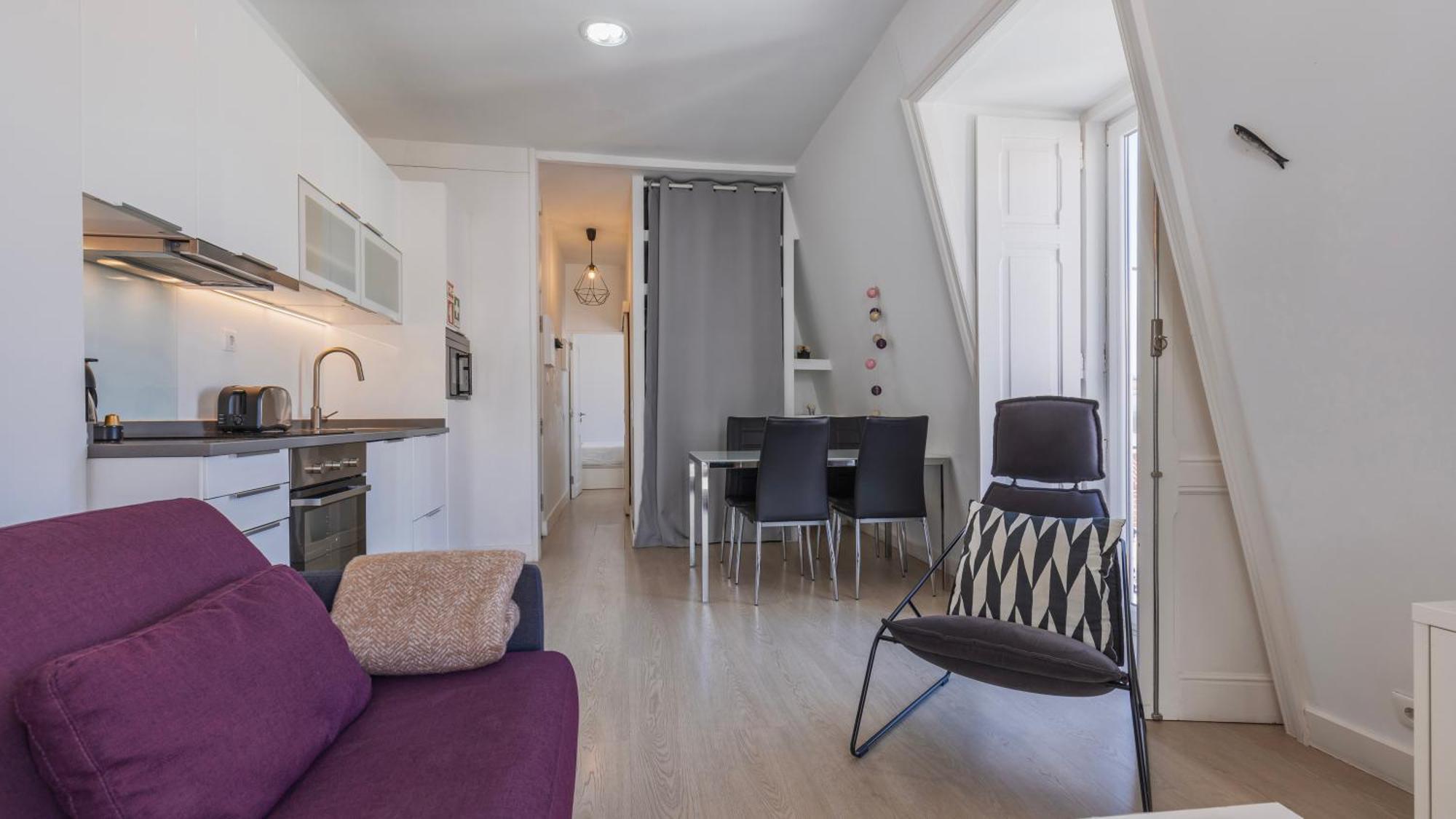 Classic Topfloor Apartment By Lovelystay Lisboa Exterior foto