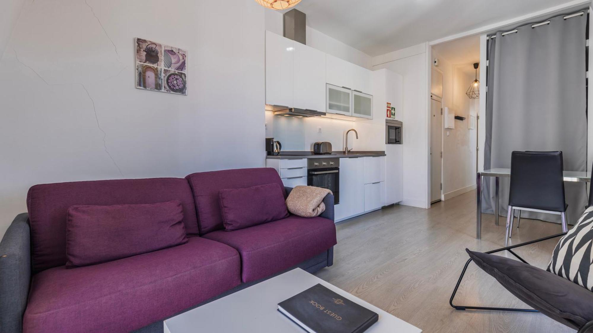 Classic Topfloor Apartment By Lovelystay Lisboa Exterior foto